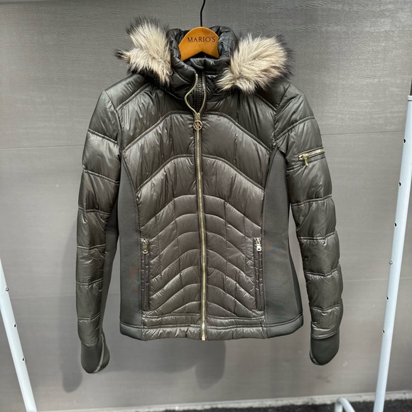 Michael Kors hooded puffer jacket. Faux fur. Olive green. Size S. - Picture 1 of 9